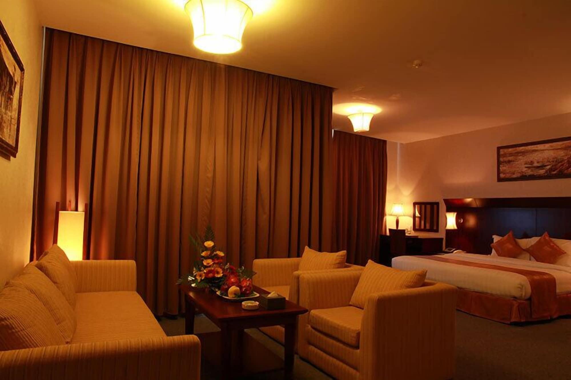 Dakruco Hotel Буонметхуот Екстер'єр фото