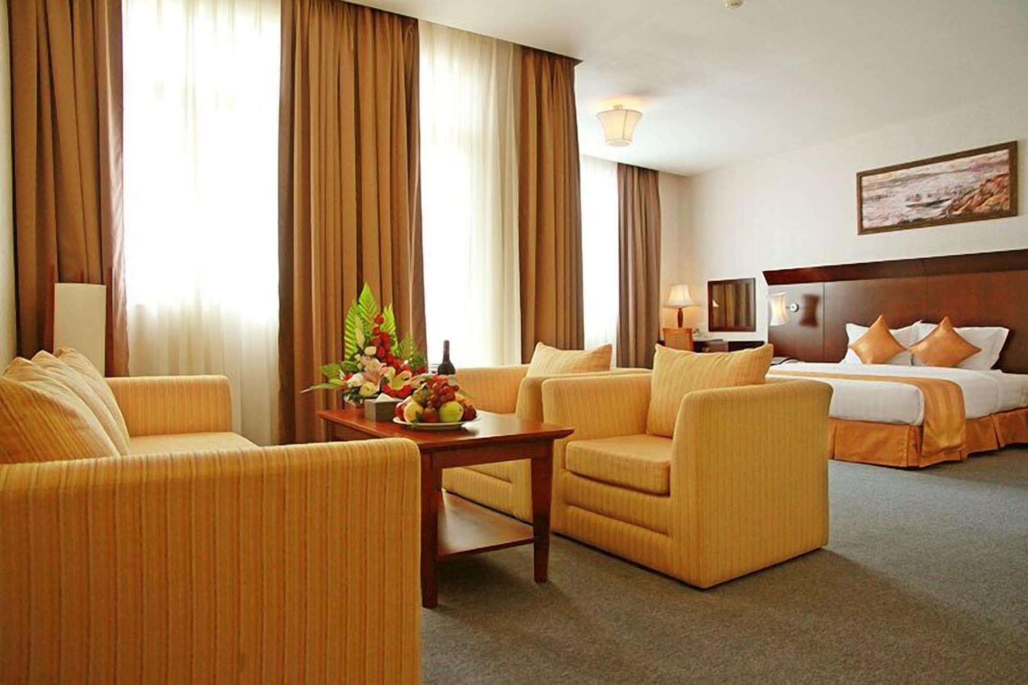 Dakruco Hotel Буонметхуот Екстер'єр фото