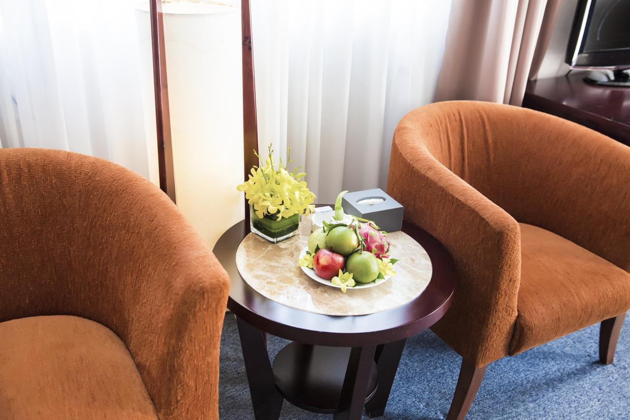 Dakruco Hotel Буонметхуот Екстер'єр фото